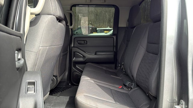 2023 Nissan Frontier S