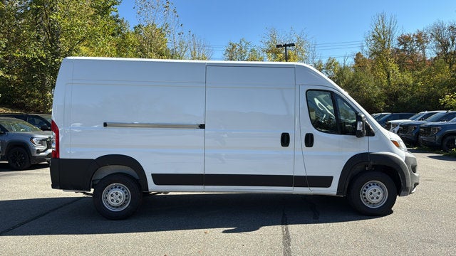 2025 RAM ProMaster Cargo Van Tradesman