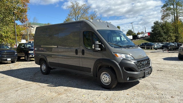 2026 RAM ProMaster Cargo Van Tradesman