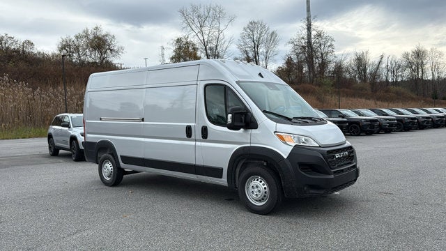 2026 RAM ProMaster Cargo Van Tradesman