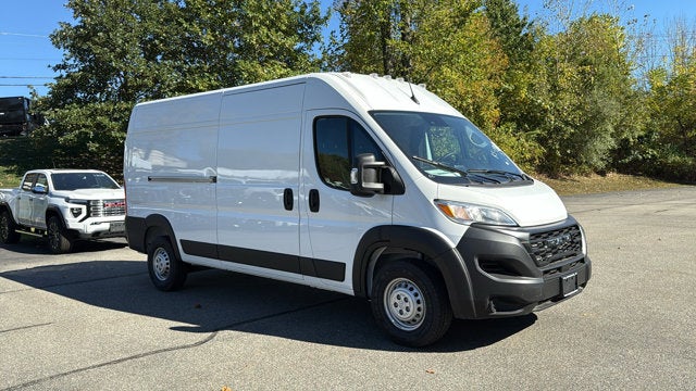 2026 RAM ProMaster Cargo Van Tradesman