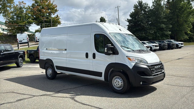 2026 RAM ProMaster Cargo Van Tradesman