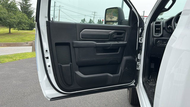 2025 RAM 3500 Chassis Cab Tradesman