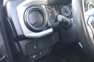 2022 Toyota Tacoma 4WD SR