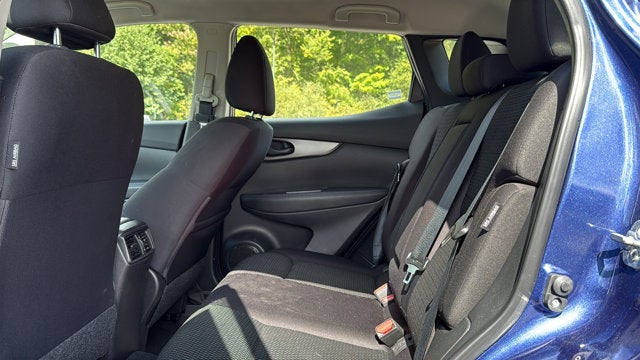 2022 Nissan Rogue Sport S