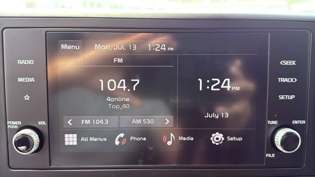 2024 Kia Carnival LX