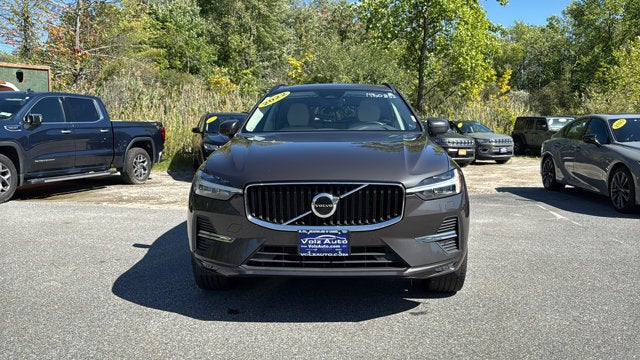 2022 Volvo XC60 Momentum