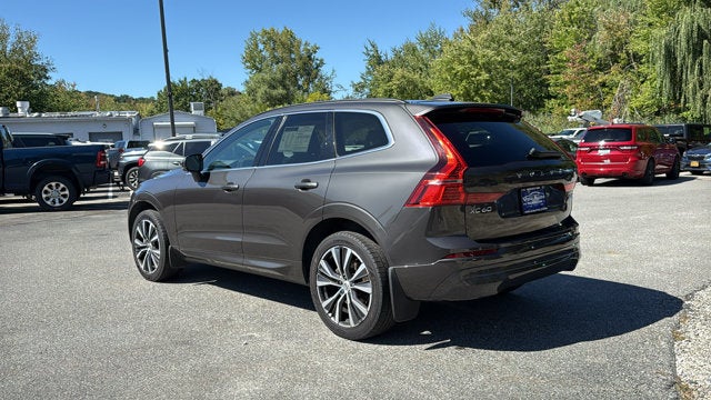 2022 Volvo XC60 Momentum