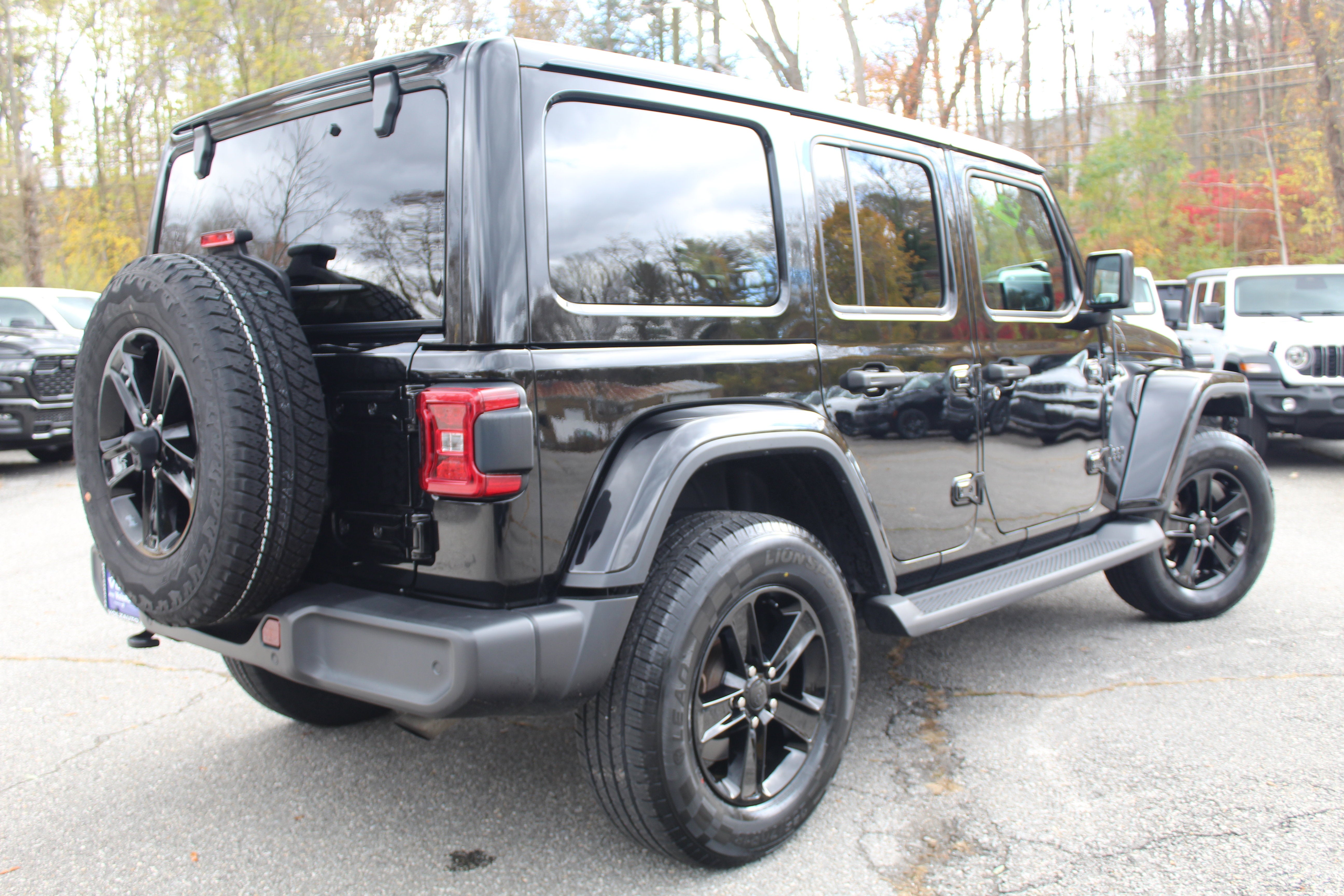 2021 Jeep Wrangler Unlimited Sahara Altitude