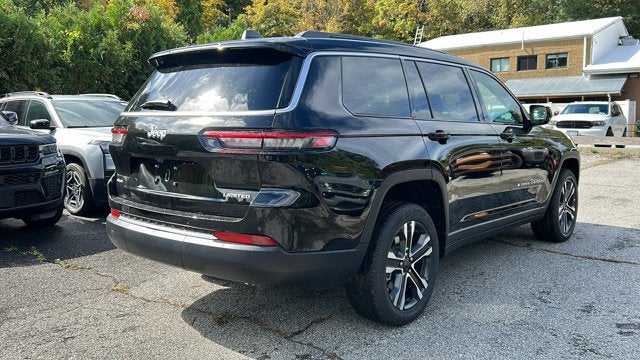 2027 Jeep Grand Cherokee Laredo X