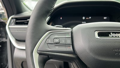 2027 Jeep Grand Cherokee Laredo X