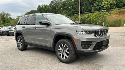2027 Jeep Grand Cherokee Laredo X