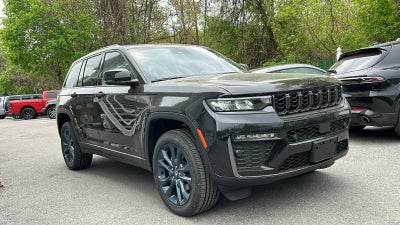 2026 Jeep Grand Cherokee 85th Anniversary Edition