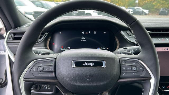 2027 Jeep Grand Cherokee Limited
