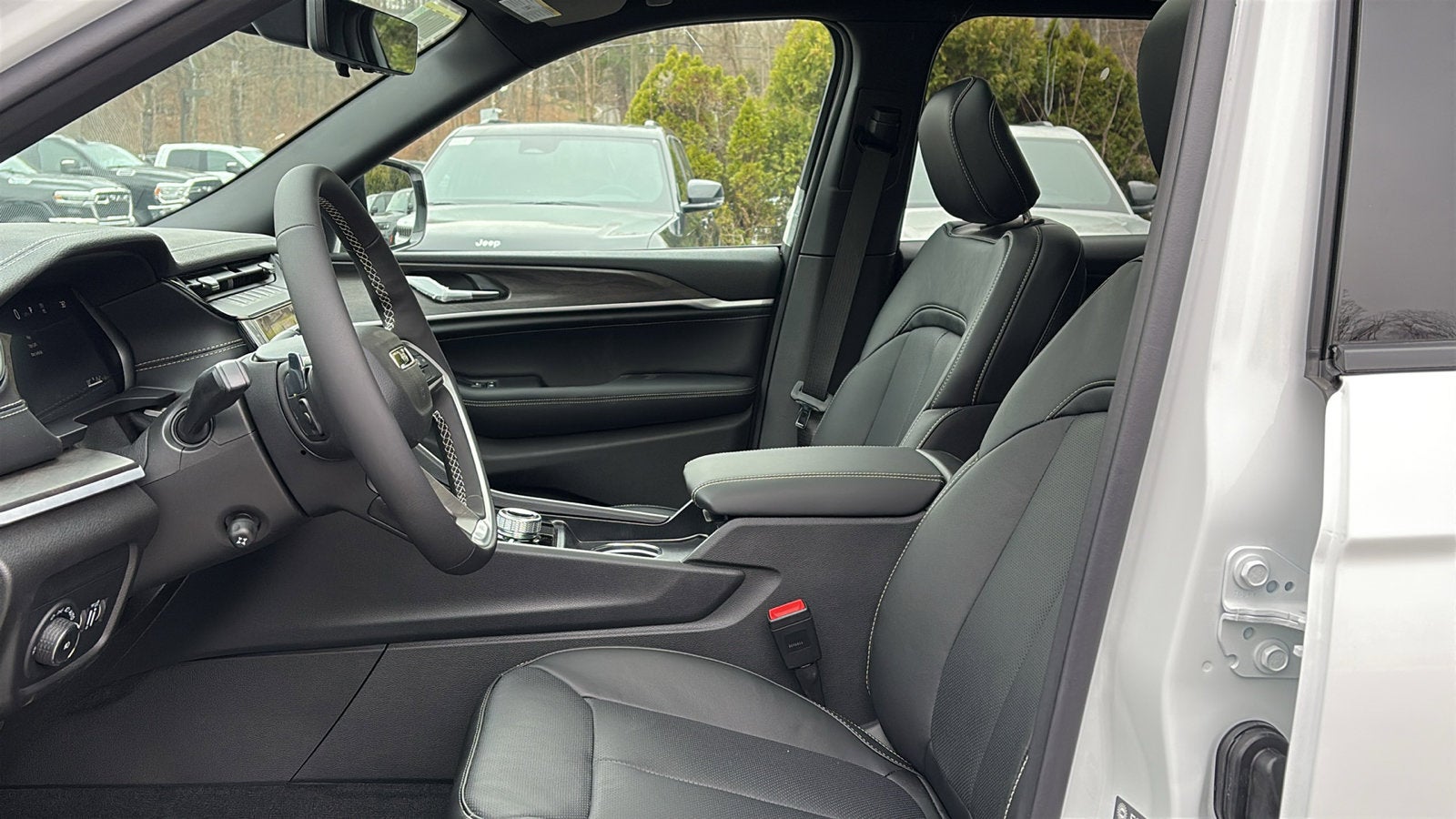 2026 Jeep Grand Cherokee Limited Reserve