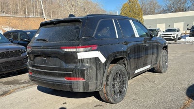 2026 Jeep Grand Cherokee Summit