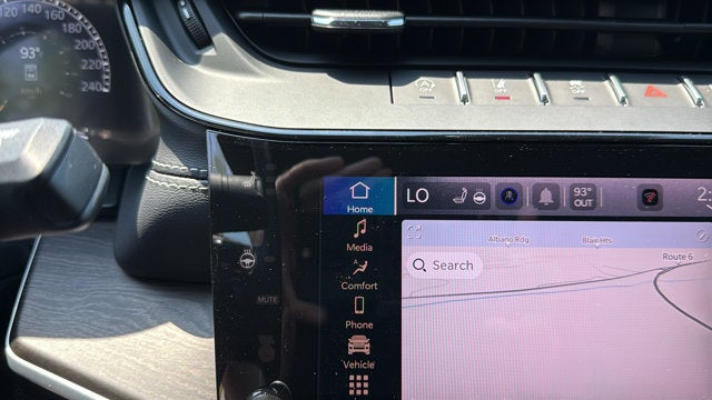 2026 Jeep Grand Cherokee L Laredo Altitude