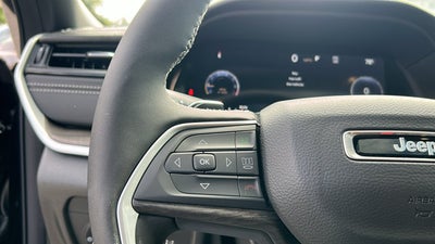 2026 Jeep Grand Cherokee L Laredo Altitude