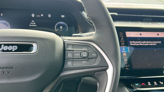 2026 Jeep Grand Cherokee L Laredo Altitude