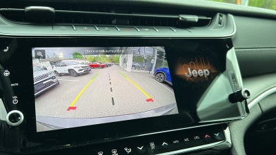 2026 Jeep Grand Cherokee L Laredo Altitude