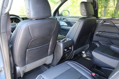 2024 GMC Acadia AWD Denali
