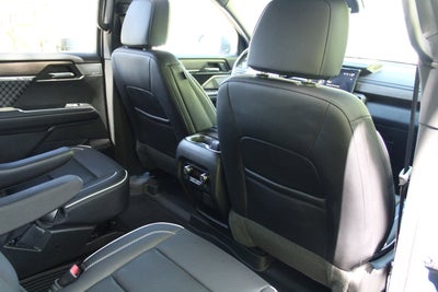 2024 GMC Acadia AWD Denali