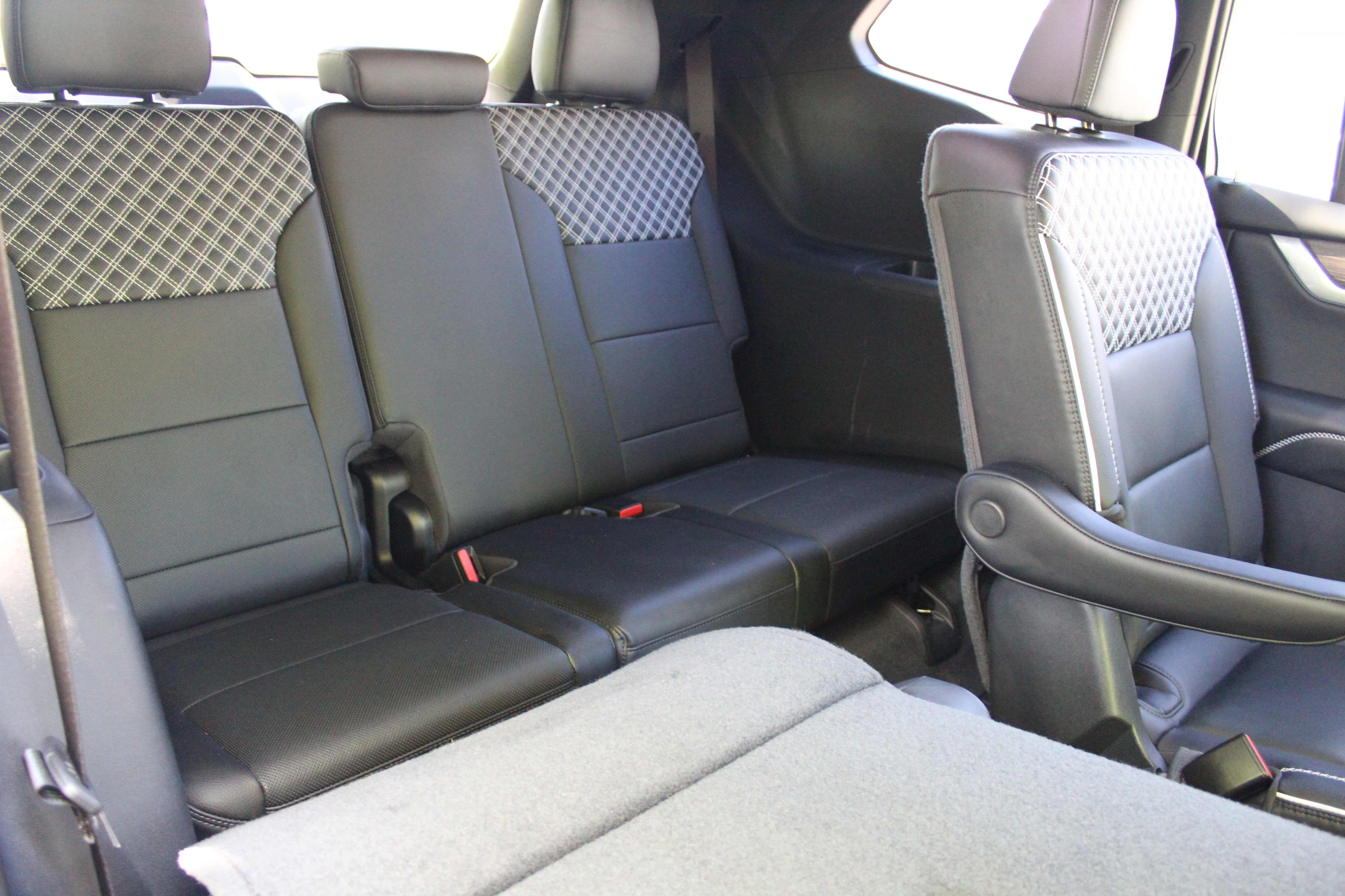 2024 GMC Acadia AWD Denali