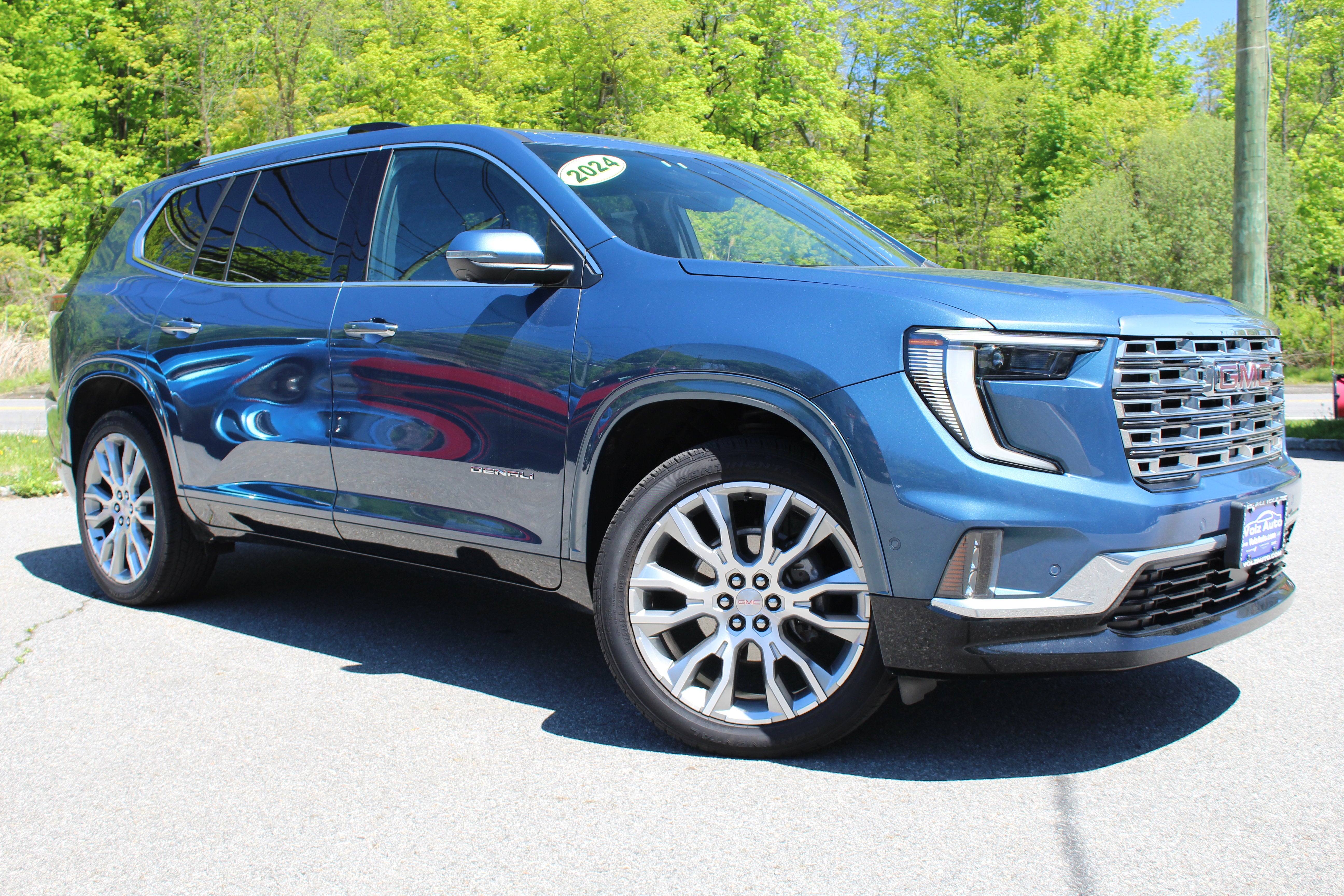 2024 GMC Acadia AWD Denali