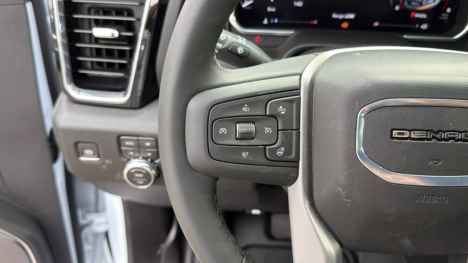 2026 GMC Sierra 2500HD Denali
