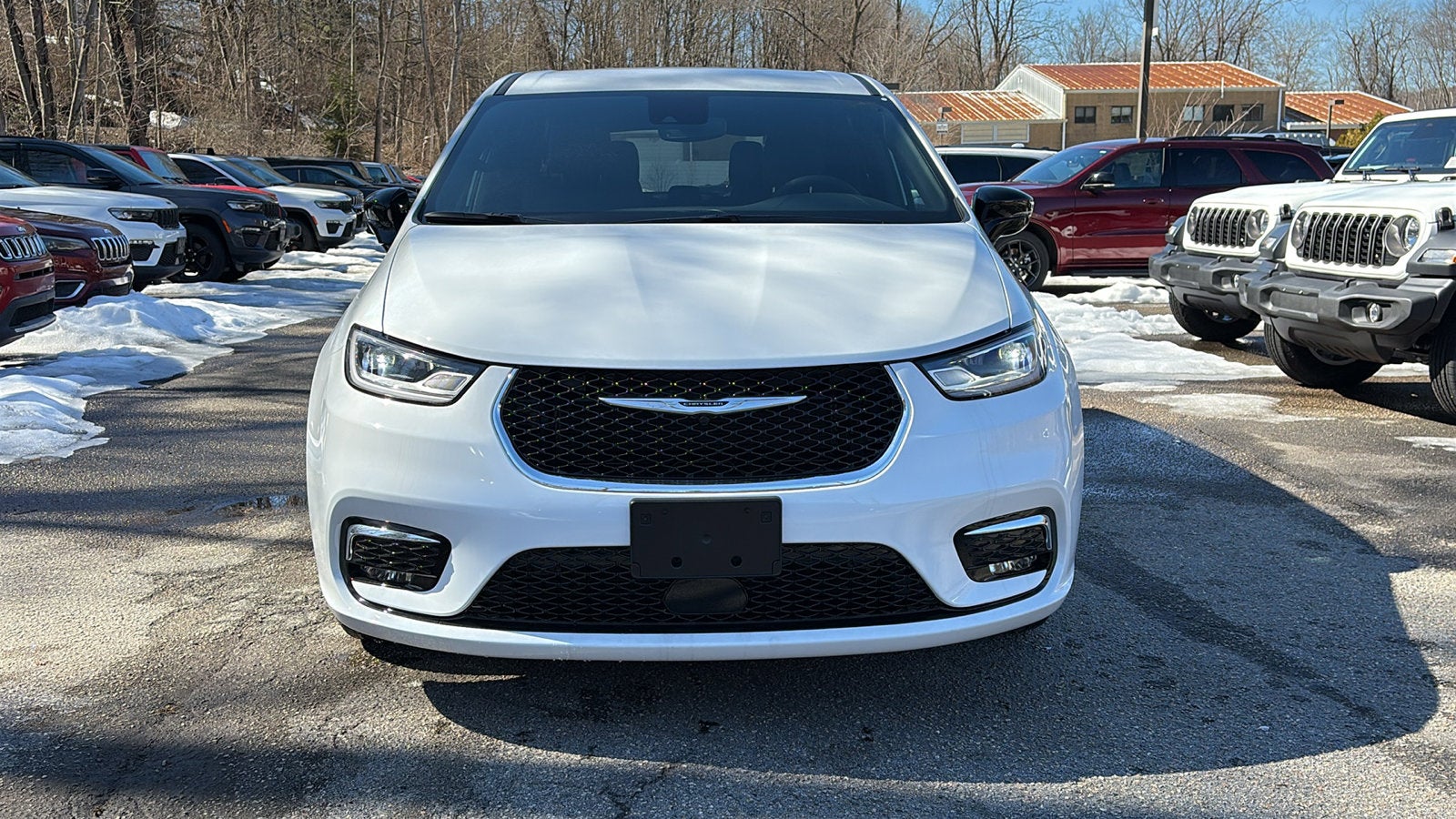 2026 Chrysler Pacifica Select