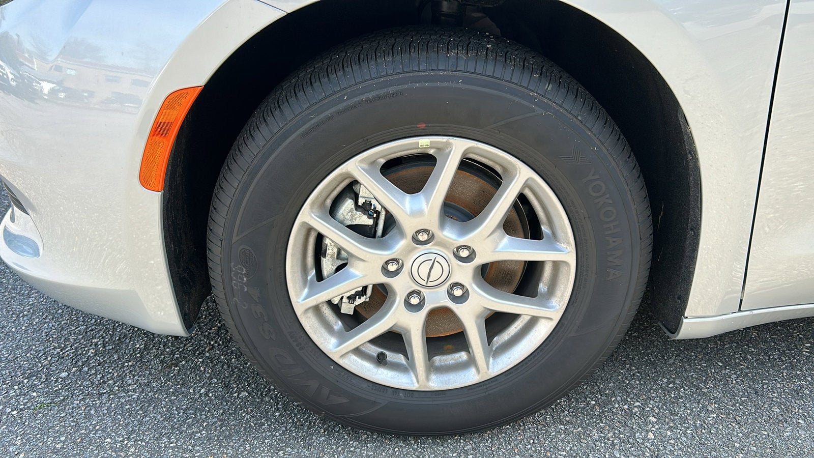 2026 Chrysler Voyager LX