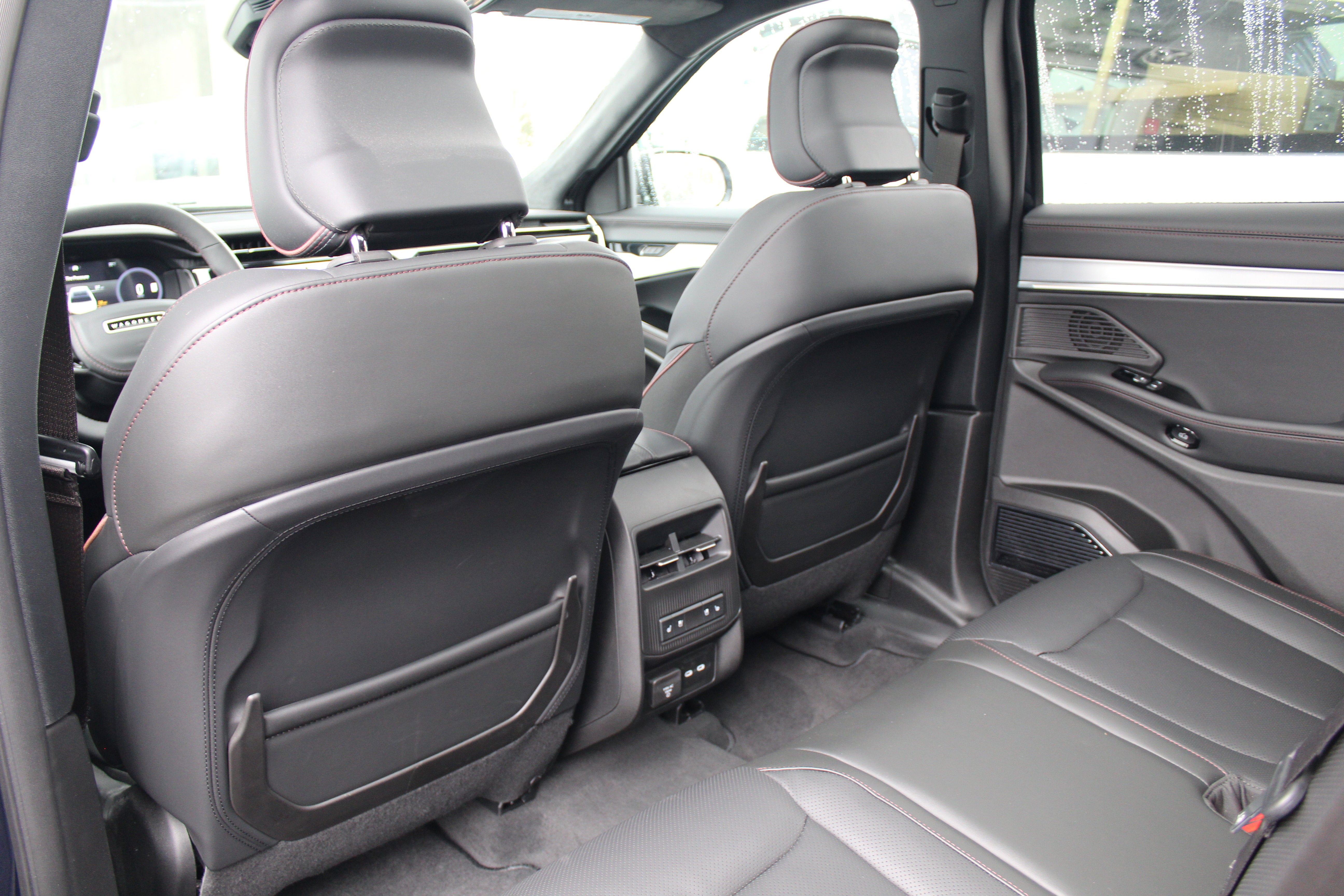 2024 Jeep Wagoneer S Launch Edition