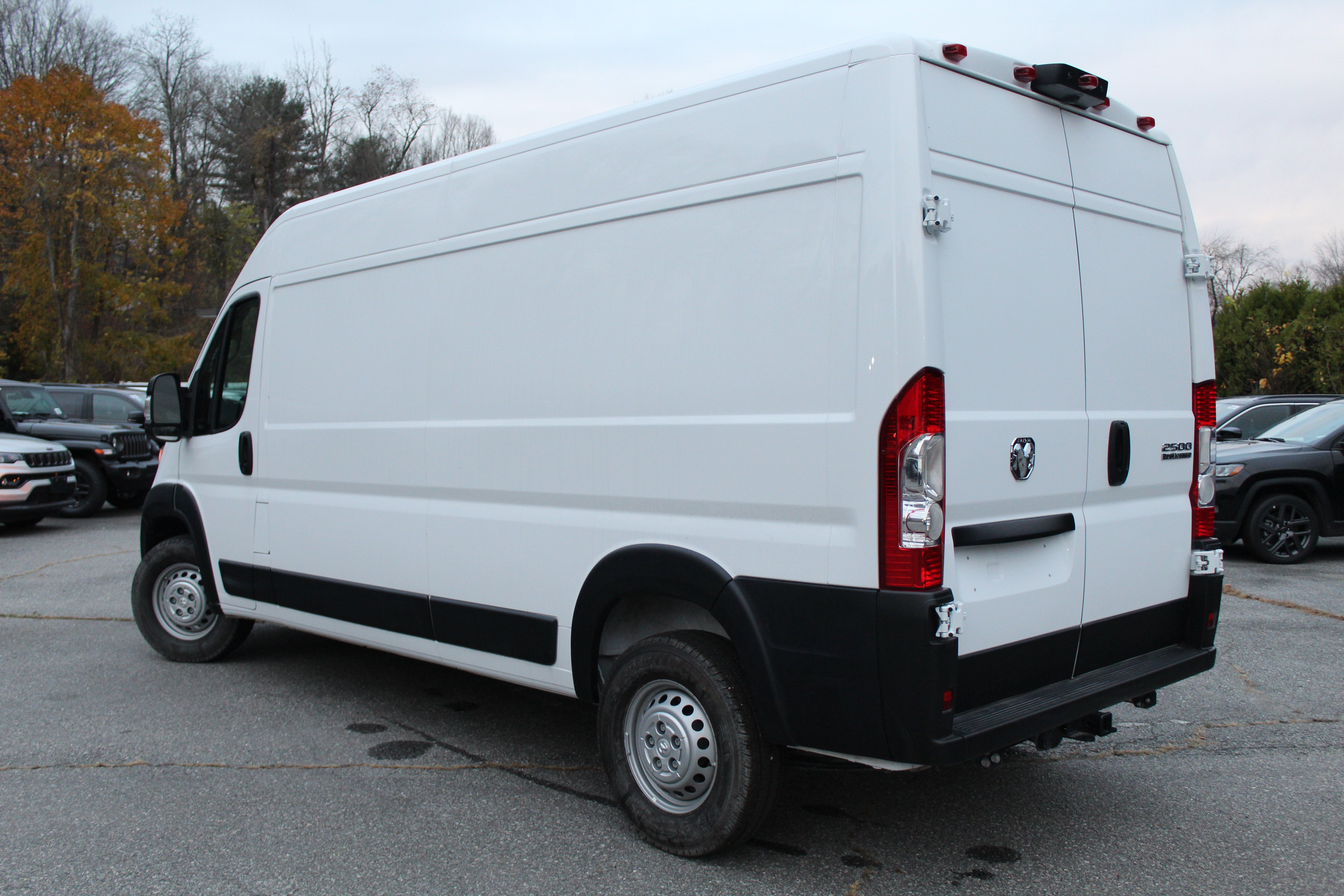 2025 RAM ProMaster Cargo Van Tradesman
