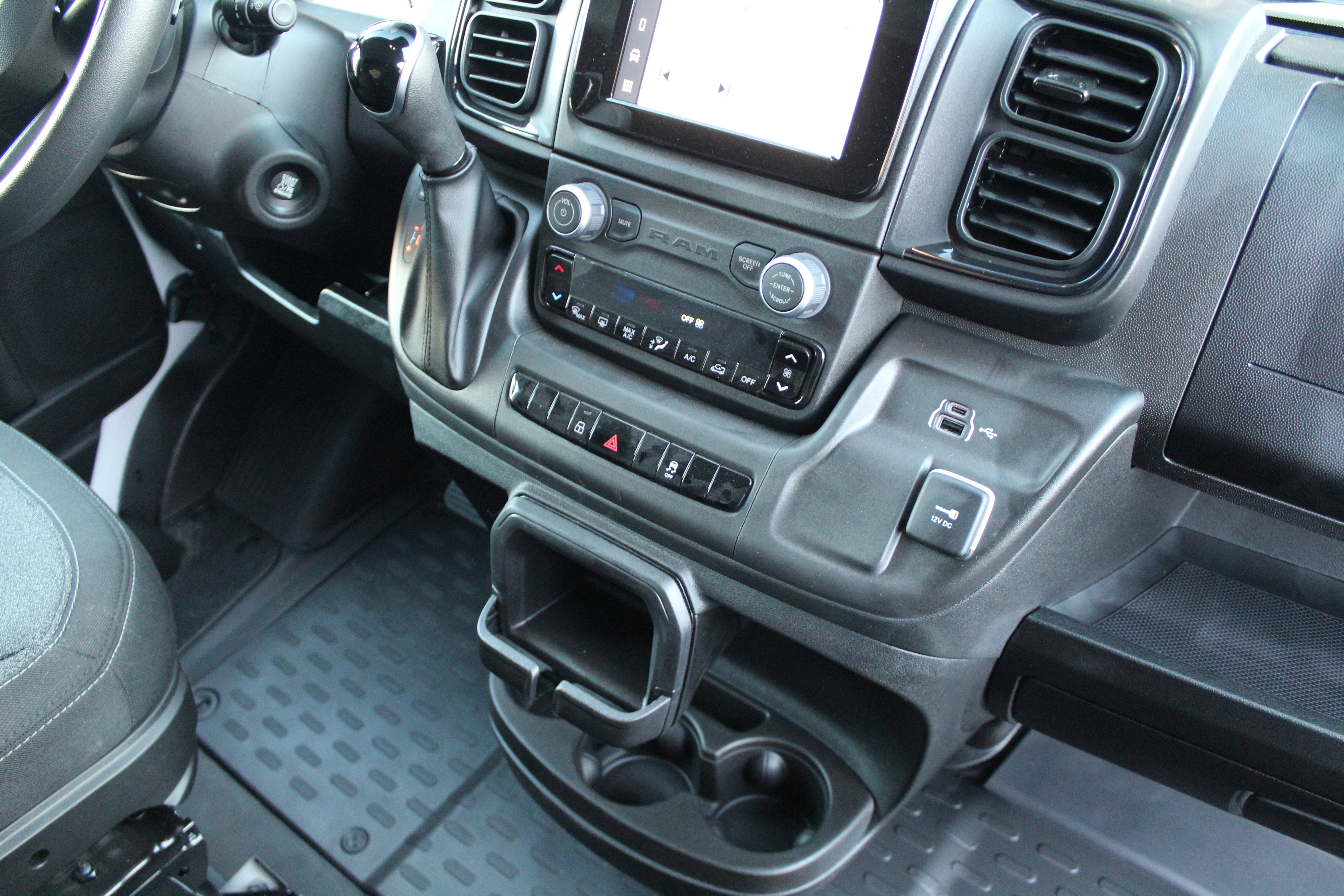 2025 RAM ProMaster Cargo Van Tradesman