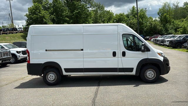 2026 RAM ProMaster Cargo Van Tradesman