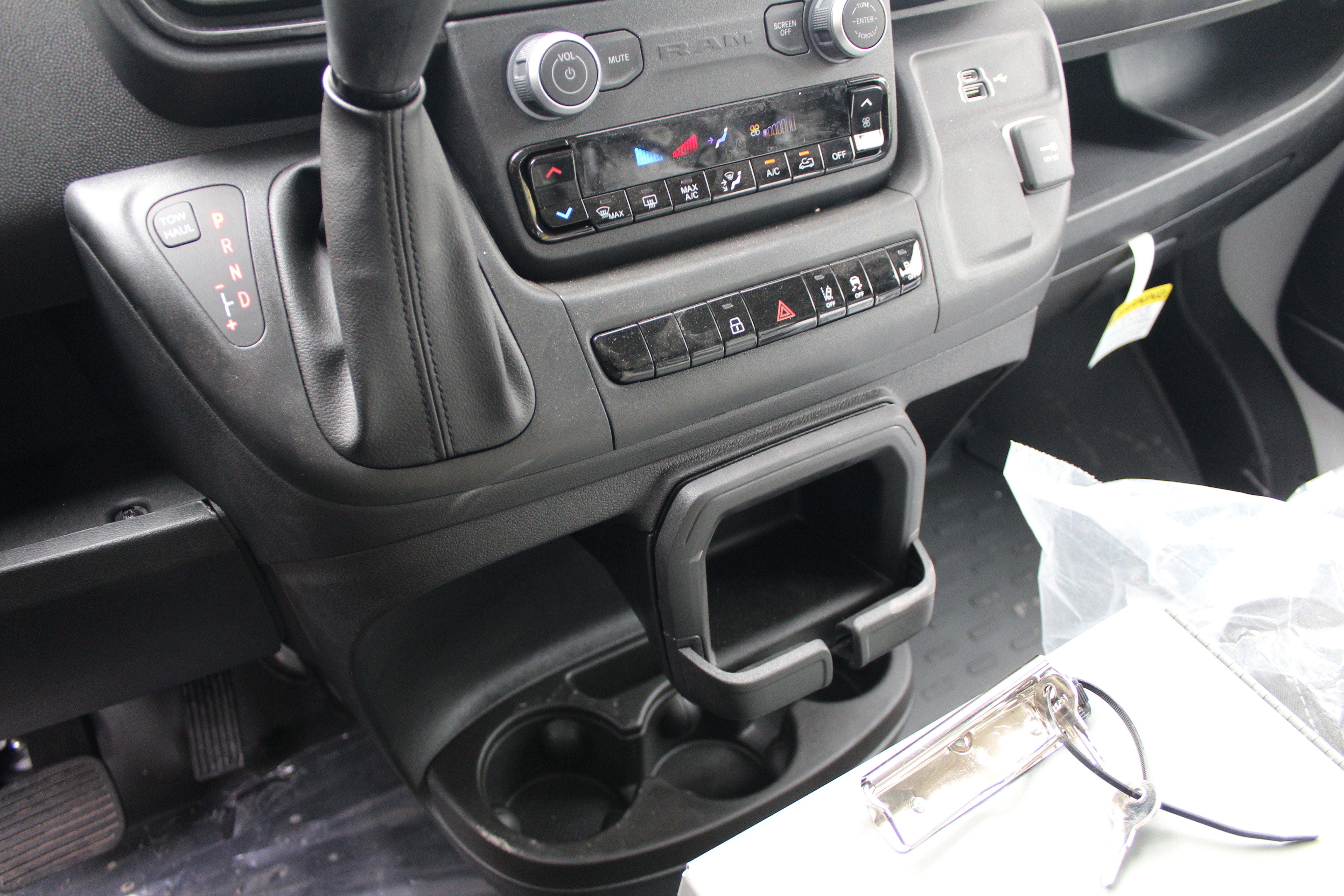 2025 RAM ProMaster Cargo Van Tradesman