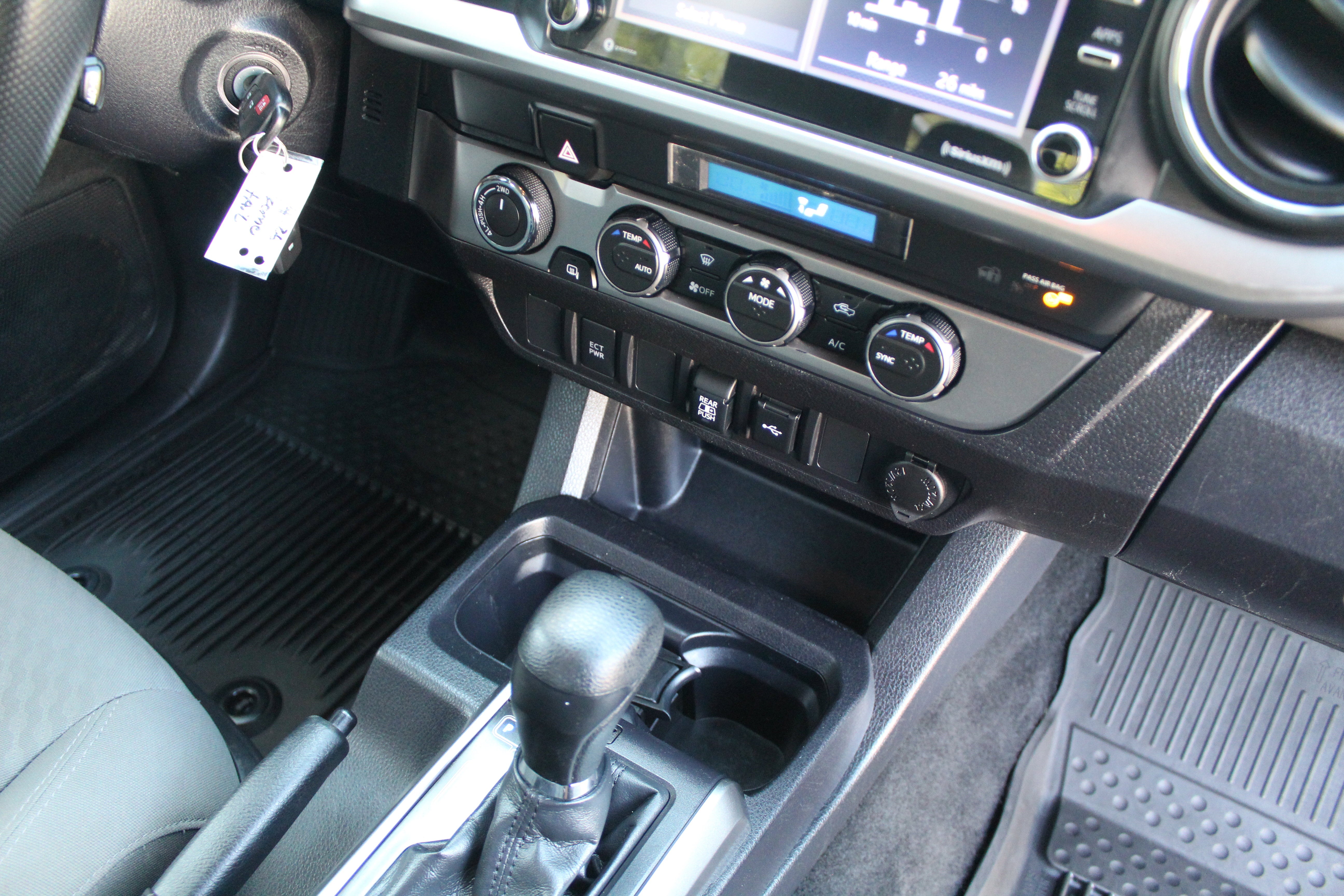 2022 Toyota Tacoma 4WD SR V6