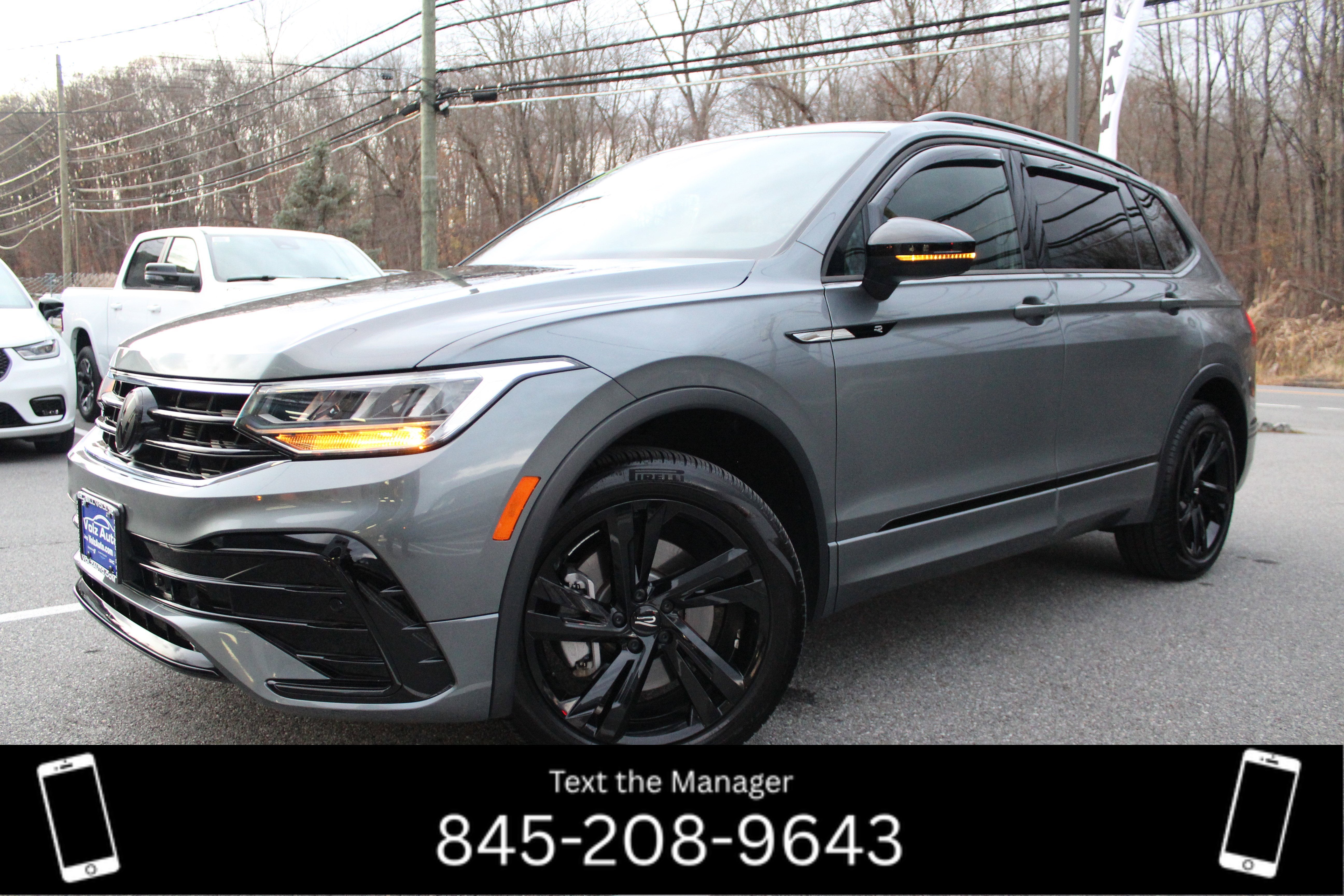 2024 Volkswagen Tiguan SE R-Line Black