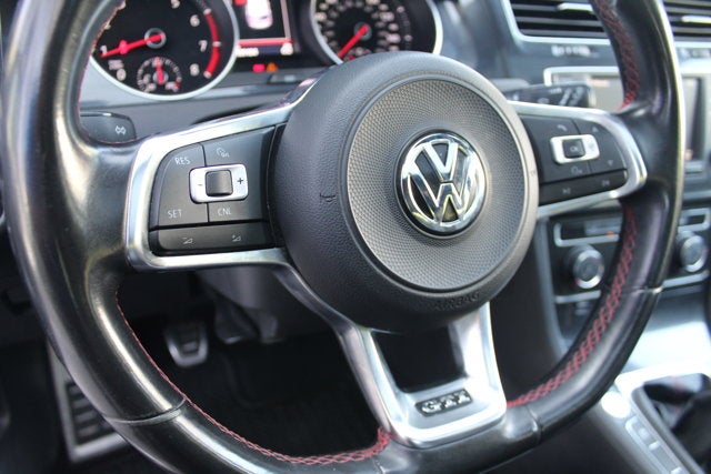 2017 Volkswagen Golf GTI S