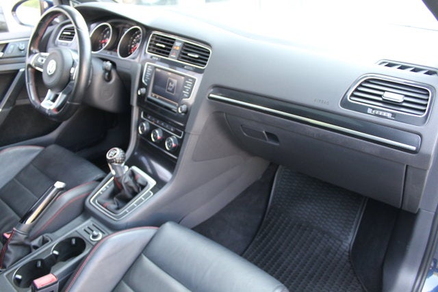 2017 Volkswagen Golf GTI S