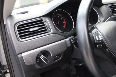 2015 Volkswagen Jetta 1.8T SE