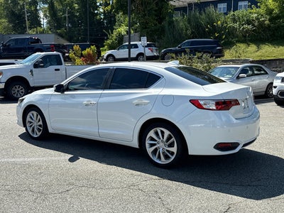 2017 Acura ILX w/Premium Pkg