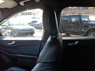 2025 Ford Escape ST-Line Elite