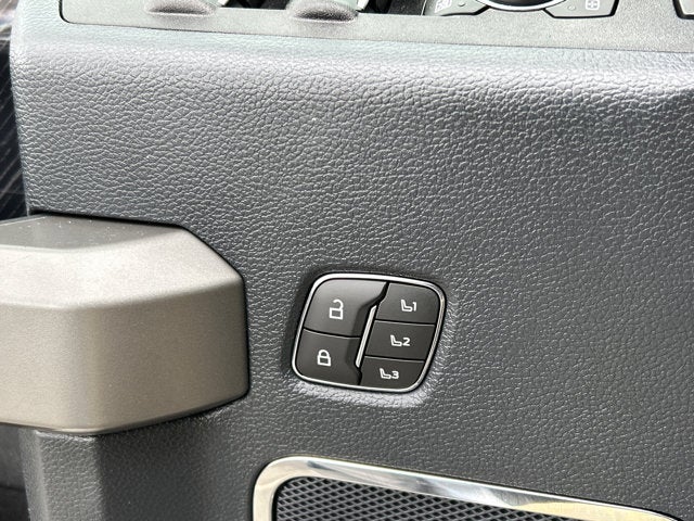 2022 Ford Super Duty F-350 SRW Platinum
