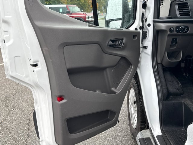2025 Ford Transit Cargo Van Base