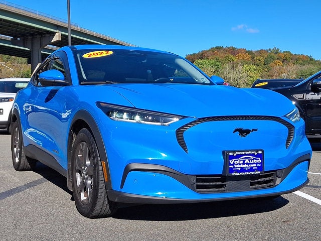 2022 Ford Mustang Mach-E Select