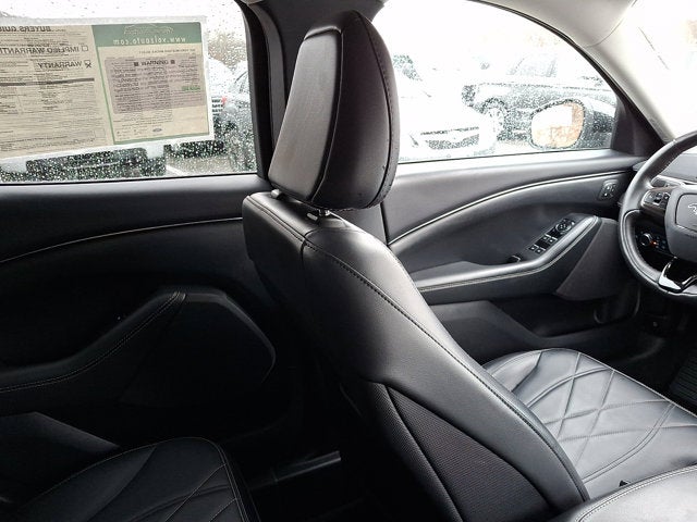 2021 Ford Mustang Mach-E Select