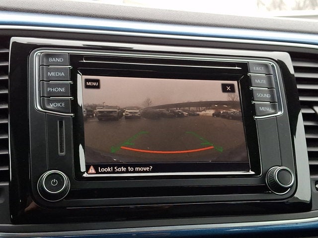 2017 Volkswagen Beetle 1.8T SEL