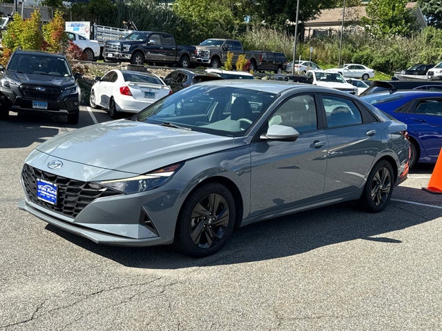 2023 Hyundai Elantra Hybrid Blue