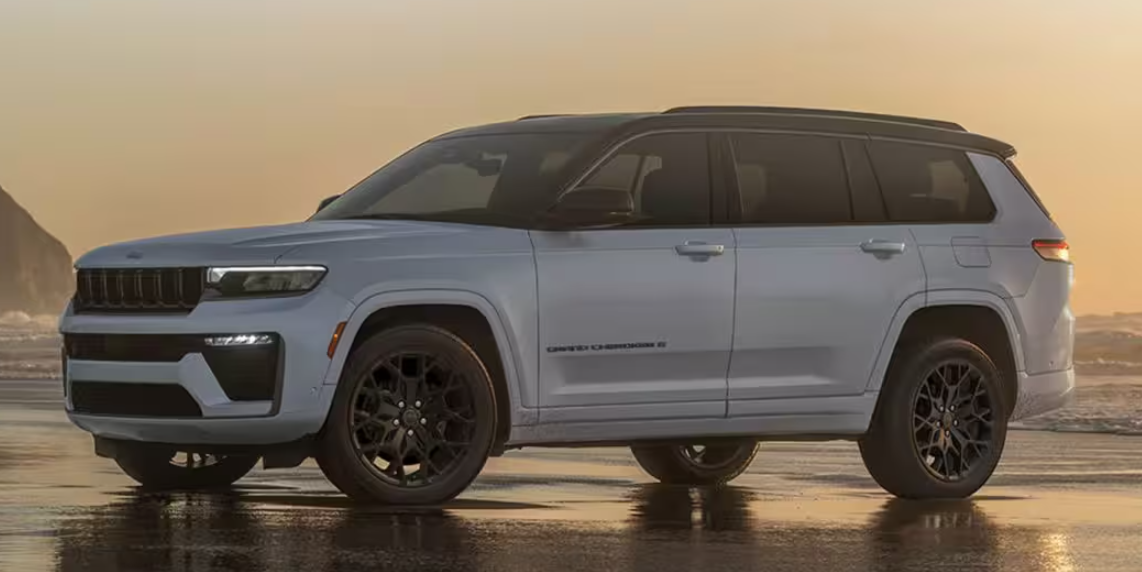 White 2027 Jeep Grand Cherokee